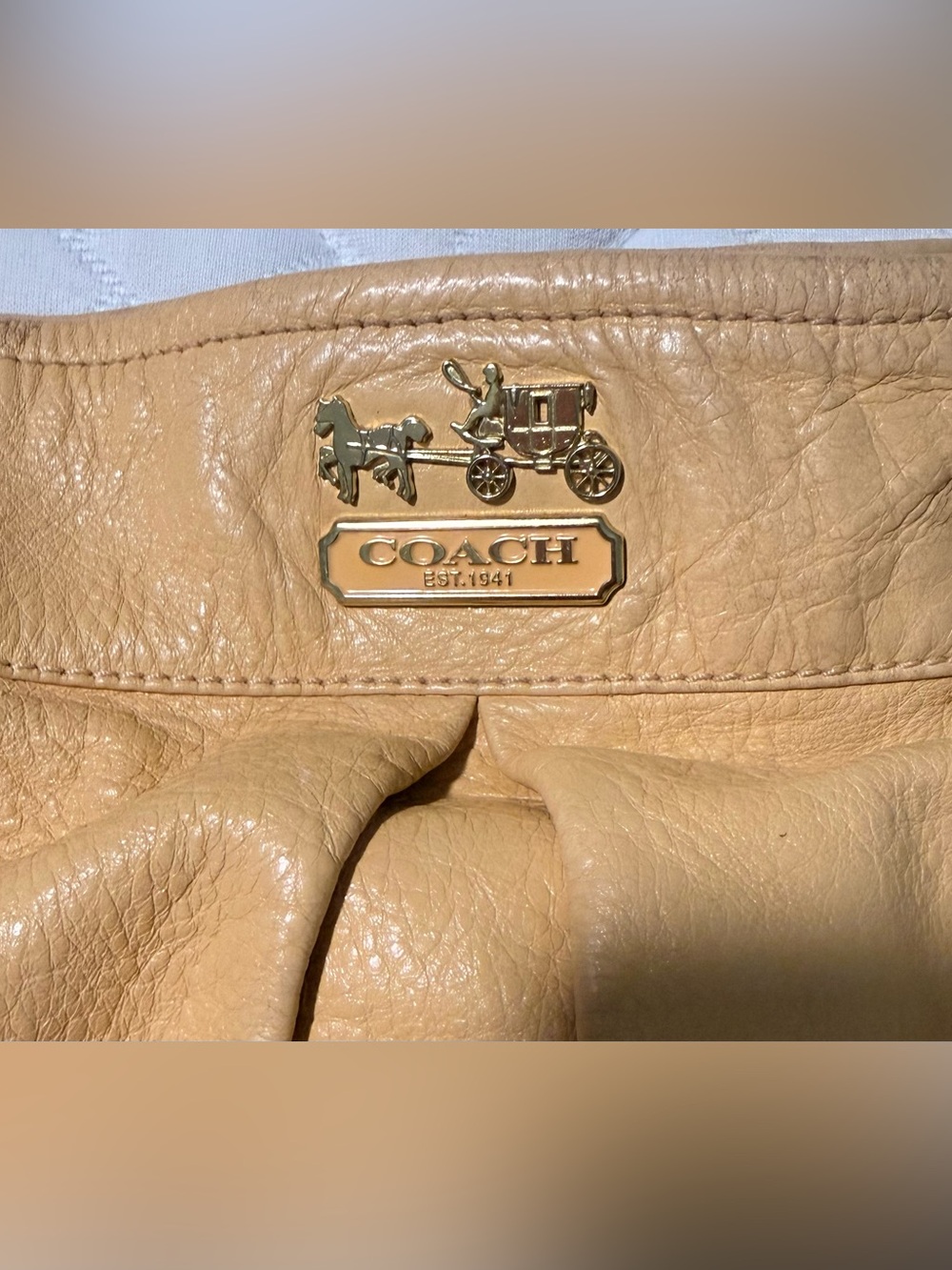 Coach Vintage, Madison pale Yellow Pebbled Leather Hippie Tote Shoulder Bag. - Picture 2 of 11